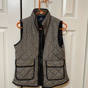 Women’s Plaid Vest